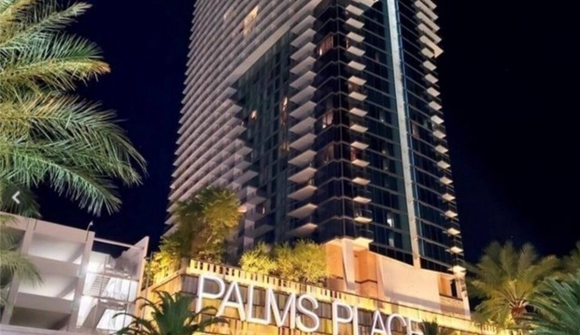 Sin City, Spa, Balcony, Pool View, Suite