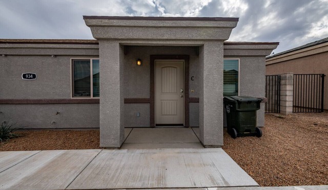 Sleek & Modern Triplex | Private Yard & Top Amenities