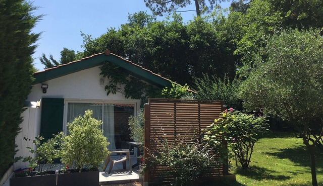 Small detached house approx. 3.5 km from Arcachon in La Teste-De-Buch