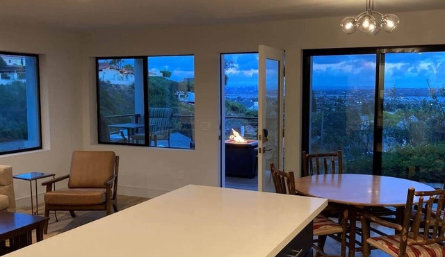 Smashing Recently-Built Ocean/Bay/City Views