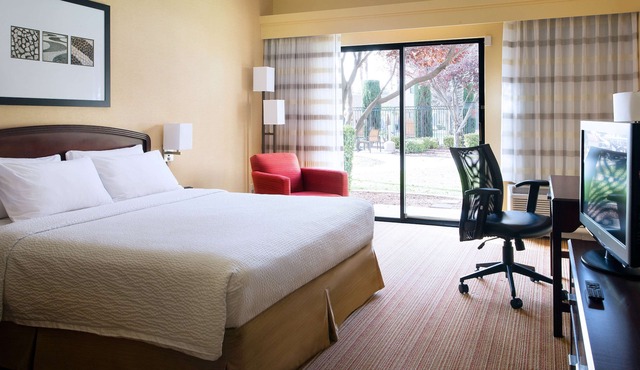 Sonesta Select Las Vegas Summerlin