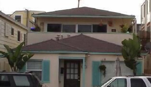 South Mission Beach Cute Cottage near Park and Parking