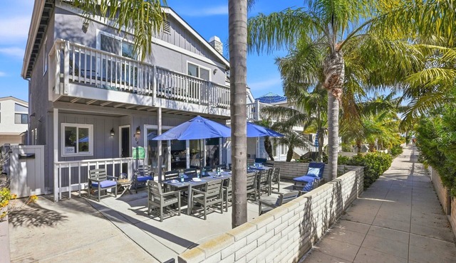 South Mission Beach House | Spacious 4 BR Home