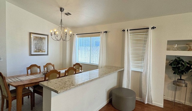 Spacious 4bdr 2bth vacation retreat in Turlock