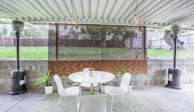 Spacious 4BR + Loft - Fletcher Hills Retreat