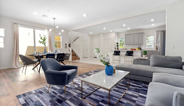 Spacious 4BR Retreat｜Community Pool｜Ideal for Families｜Flexible Lease#41511