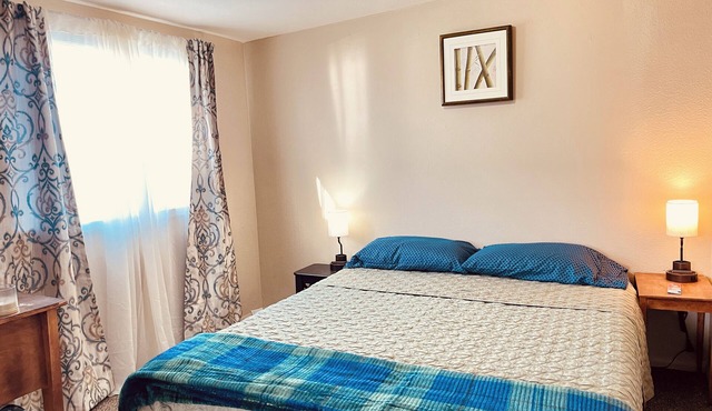 Spacious & Peaceful bedroom suite with Kitchenette in charming Lake Montezuma. in Lake Montezuma