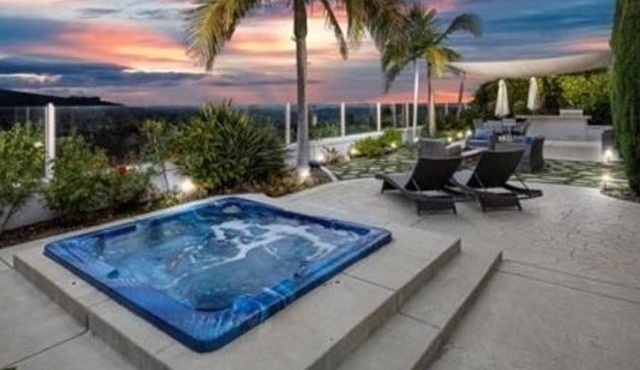 Spacious Single Level Home with Panoramic and Ocean Views
