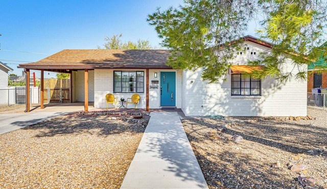 Spacious Yard + Patio: Central Tucson Retreat! in Tucson