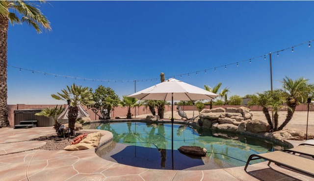 Spring Training, Hot Tub, Pool in Litchfield Park