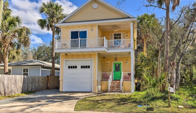 St Augustine Cottage 4 Mi to Beach! in St. Augustine
