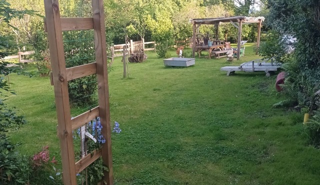 Studio barn conversion land bbq possible render horse in Lourdoueix-Saint-Michel