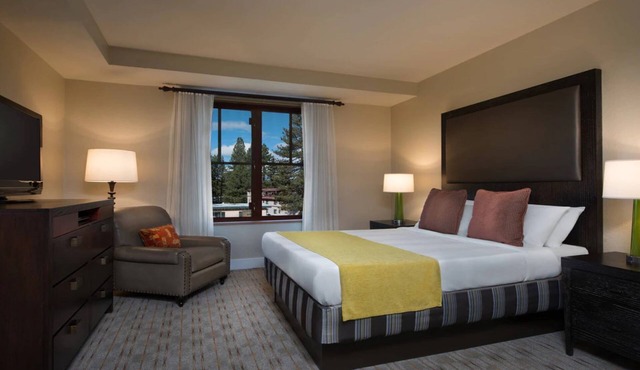 Studio - Located within Marriott's Grand Residence Club, Lake Tahoe - Full Resort Access in South Lake Tahoe