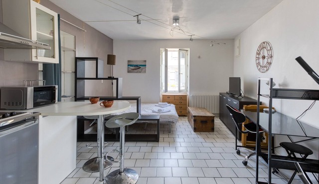 Studio with Wi-Fi and Air Conditioning in bourcefranc le chapus