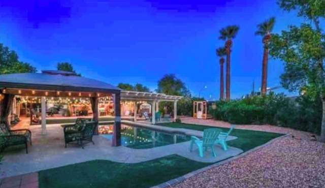 Stunning Heated Pool Home in Old Litchfield Park