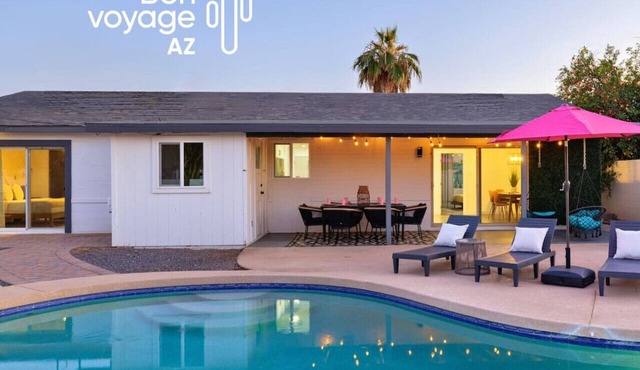 Stylish Old Town Escape | Heated Pool + Firepit