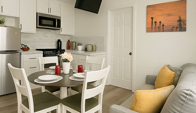 Stylish Terracotta Casita 1 Bedroom and bath AC WiFi in delightful La Mesa