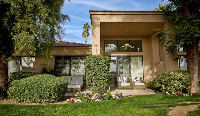 Summer is here! Don't wait- book your dream stay now.