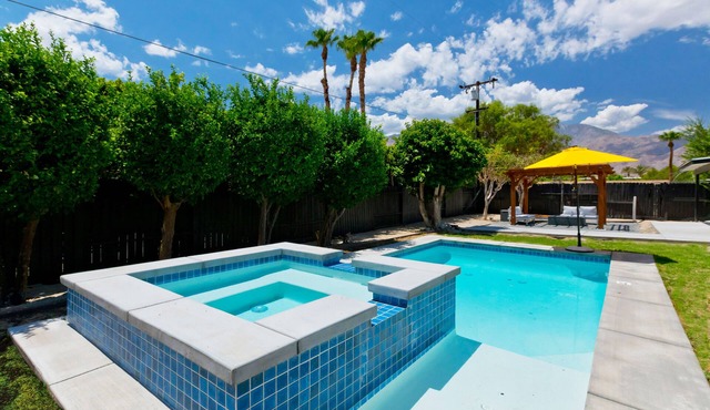 Summer Sale! Pristine Salt pool, EV charger!