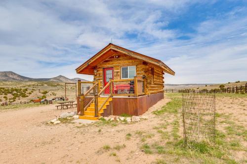Sunset & Mtn Views: Rustic Colorado Retreat! in Maybell