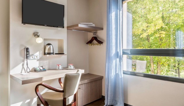 Sure Hotel by Best Western Reims Nord in Saint-Brice-Courcelles