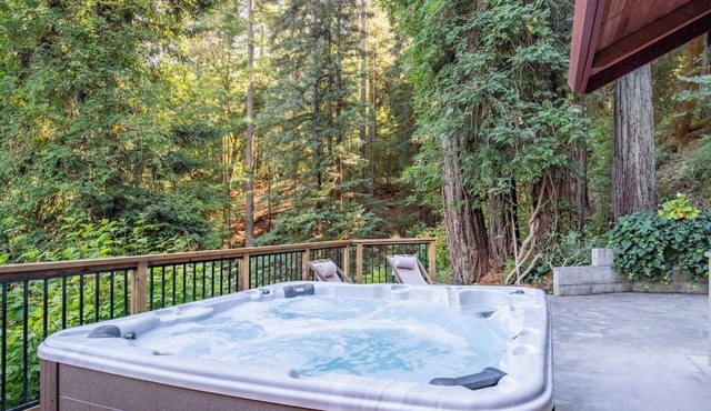 Tariff Discount: Romantic Retreat w/Spa in Forestville