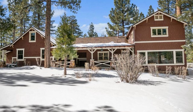 The Fox Farm - Luxury Mansion Mountain Getaway
