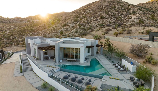 The Overlook by Fieldtrip - 7 Bd Modern Luxury with Infinity Pool & Views