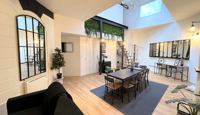 The REX 7-Bedroom Loft 160 m² Ideal for groups and professionals in Rouen
