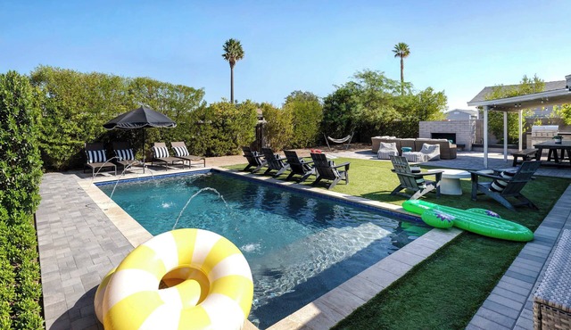 The Saguaro: Pool, Fire Pit, BBQ & Patio Lounge