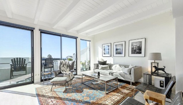 Three Bedroom Residence with Private Rooftop Deck