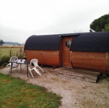 Tonneau in Couvains
