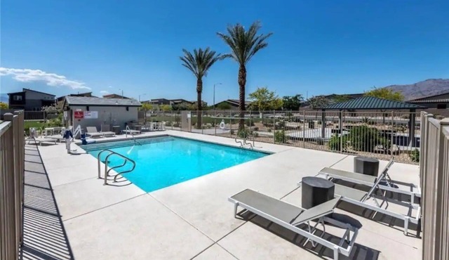 Townhouse in North Las Vegas