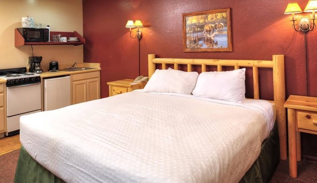 Two Great Units! Near Hiking Trails, Horseback Riding, & Museums