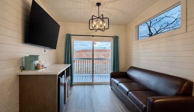 Ultra Luxury Tiny Home with Deck #1B in Page