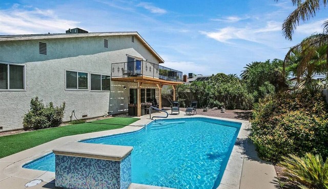 Vegas 4BR Private Pool BBQ Games Near Strip