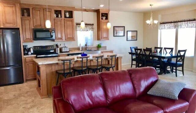 🏜️VIEWS🐶Pets OK🚤BOAT Parking~Near Canyons & Lake