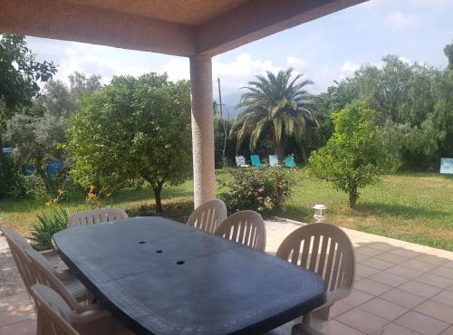 Villa climatisée tt confort avec gd jardin arboré près d'Argelès sur Mer in Saint-André