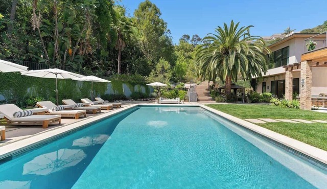 Villa de Gaia | Beverly Hills Private Oasis