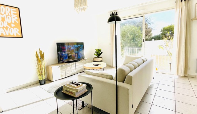 Villa Rodger, 80m2 Proche Centre Ville et Route des Plages, 2 ch, Parking, ext in Perpignan