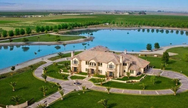 Vista del Lago Estate by AvantStay