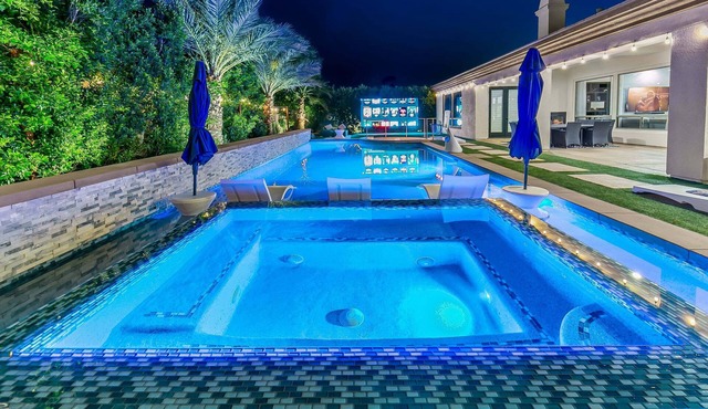 Wanderlust: PickleBall & Game Rm & Outdoor TV