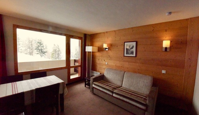 Warm 2 rooms, 4 people in Belle-Plagne (Alt: 2050m) in Mâcot-la-Plagne