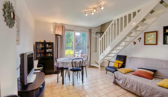 Warm Apt Between The Centre And The Seafront in Cabourg