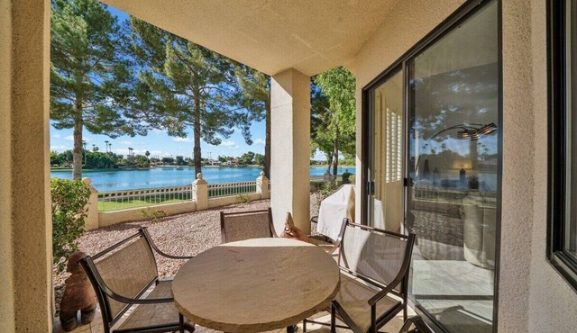 Waterfront 1st Floor, Gated, 2 Bd,2Ba + Den, Family Friendly, Pet Friendly.