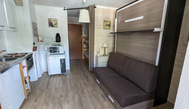 West-facing studio cabin for 3 in Valloire in Valloire
