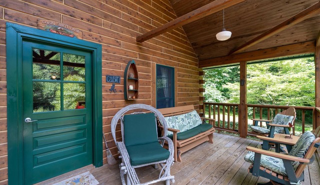 Wise Old Owl Cabin 5Star Family Fantastic Nov avail Polar Exp Train French Lickn in Eckerty