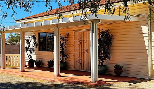 WOW! LIZ'S AWESOME CASITA