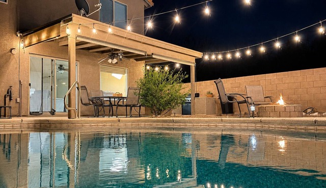 Your Cozy Desert Retreat – Pool Fire Pit Convenient Location