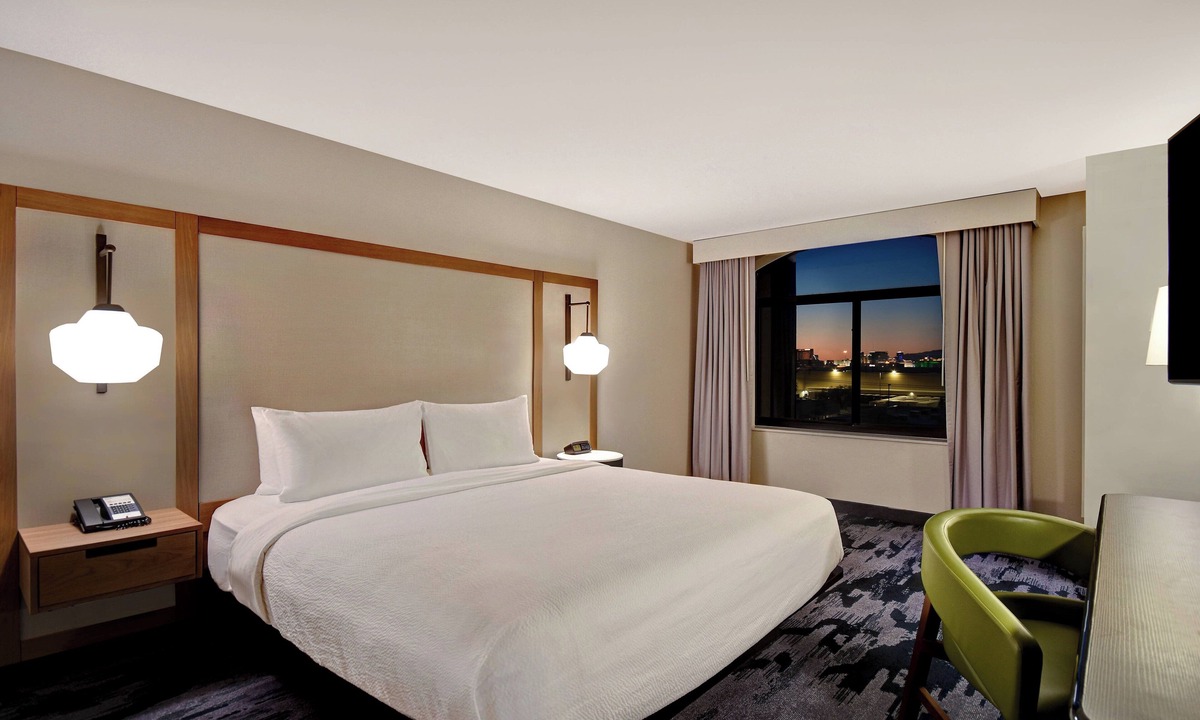 Las Vegas Hotel | Fairfield Inn & Suites by Marriott Las Vegas Airport South